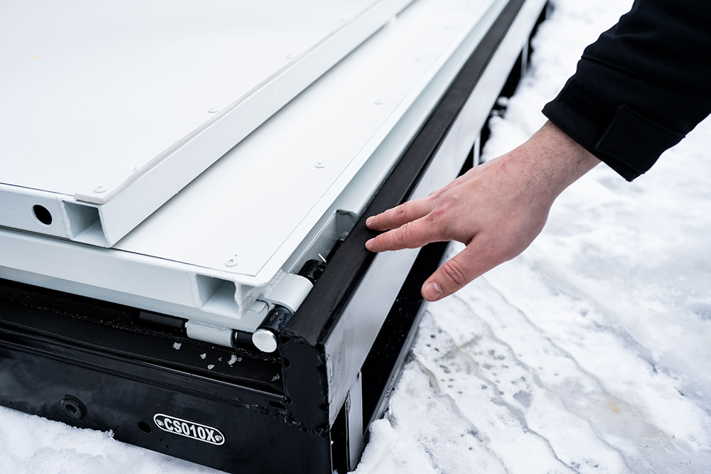 Fully gasketed seams and doors for waterproof performance